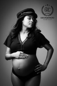 Portrait maternité style éditorial sélectionné EPC